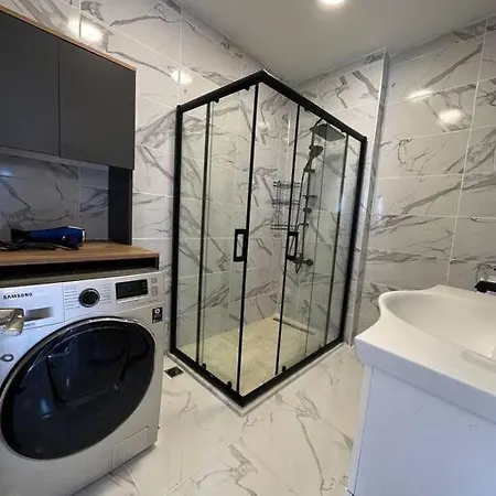 2+1 Flat With Special Terrace Appartement *